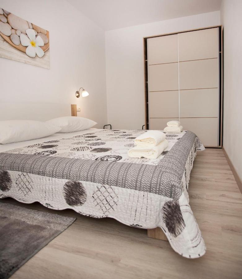 Apartmani Dragica Rovinj Eksteriør bilde
